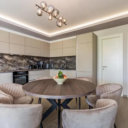 Vista With Private Pool And Sauna Villa Linardici