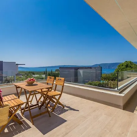 Vista With Private Pool And Sauna *