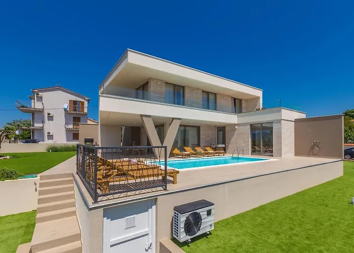 Vista With Private Pool And Sauna * Linardići