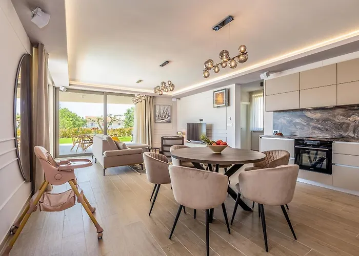 Villa Vista With Private Pool And Sauna Linardići