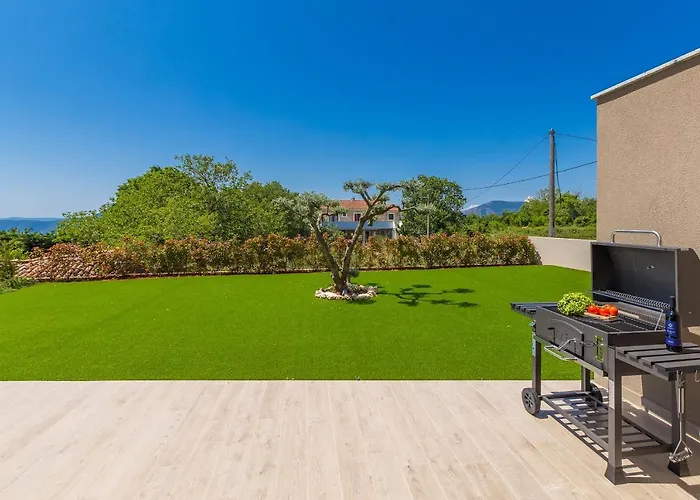 Villa Vista With Private Pool And Sauna Linardići