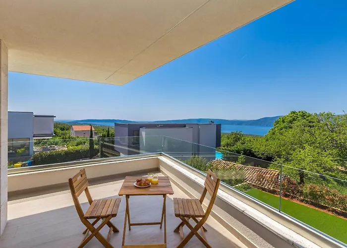 Villa Vista With Private Pool And Sauna *
